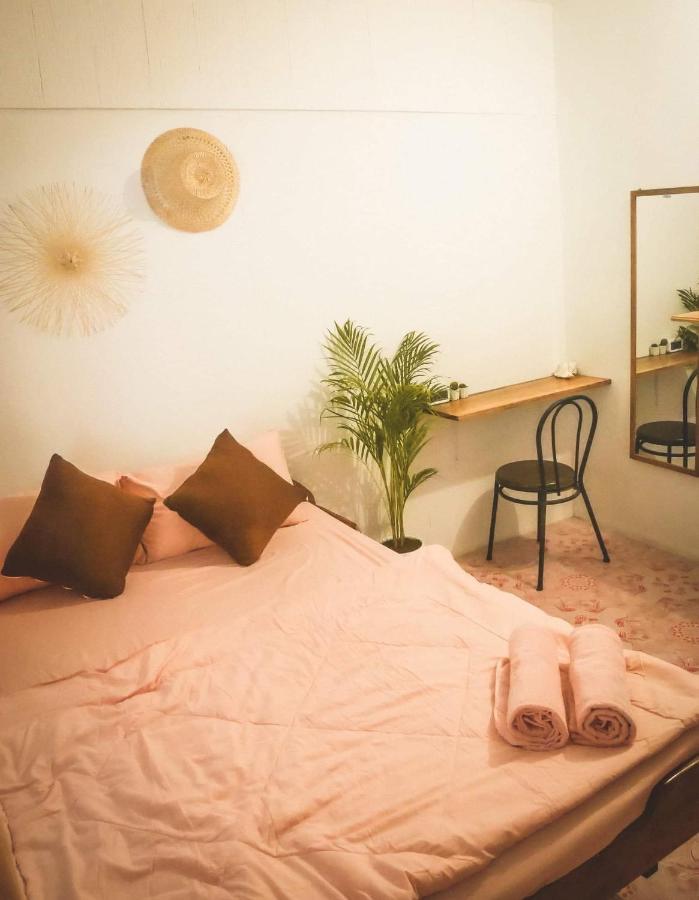 Lungkluay Homestay Ko Kut Exterior photo